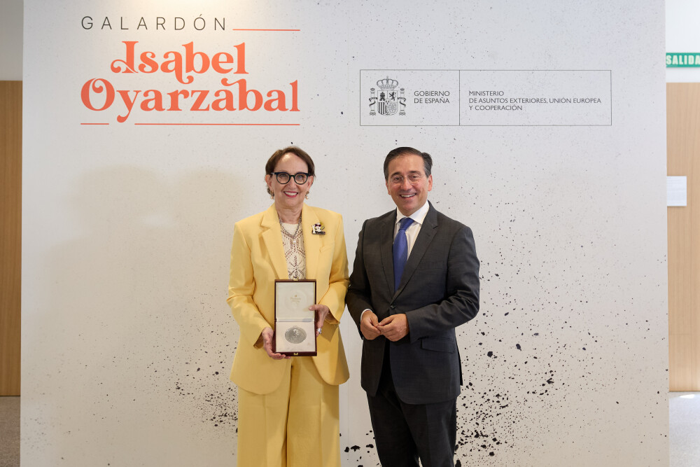 Isabel Oyarzábal Award